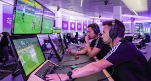 英超-5轮仅1胜！曼联1-1利兹联，库尼亚破门，齐尔克泽献助攻，舍什科失良机